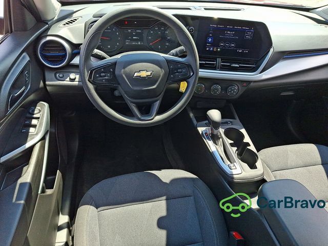 Certified 2024 Chevrolet Trax LS w/ LS Convenience Package FWD image 11