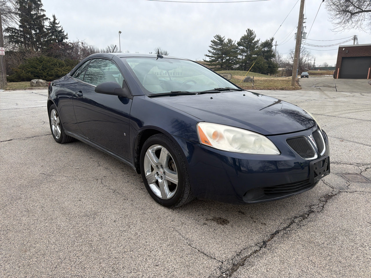 Used 2008 Pontiac G6 GT w/ Sport Package image 3