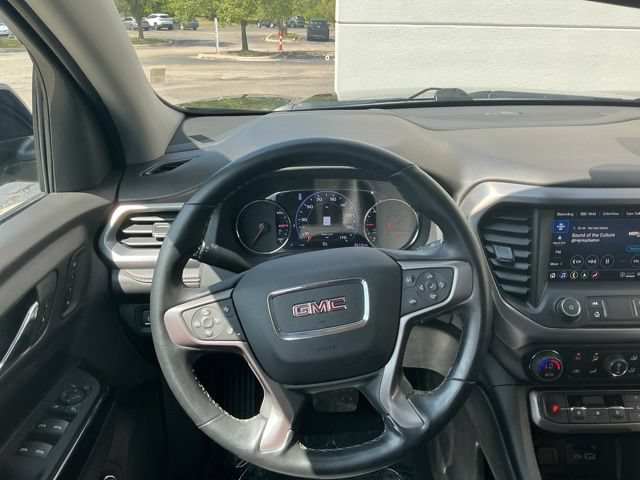 Used 2023 GMC Acadia AT4 w/ Technology Package AWD/4WD image 17