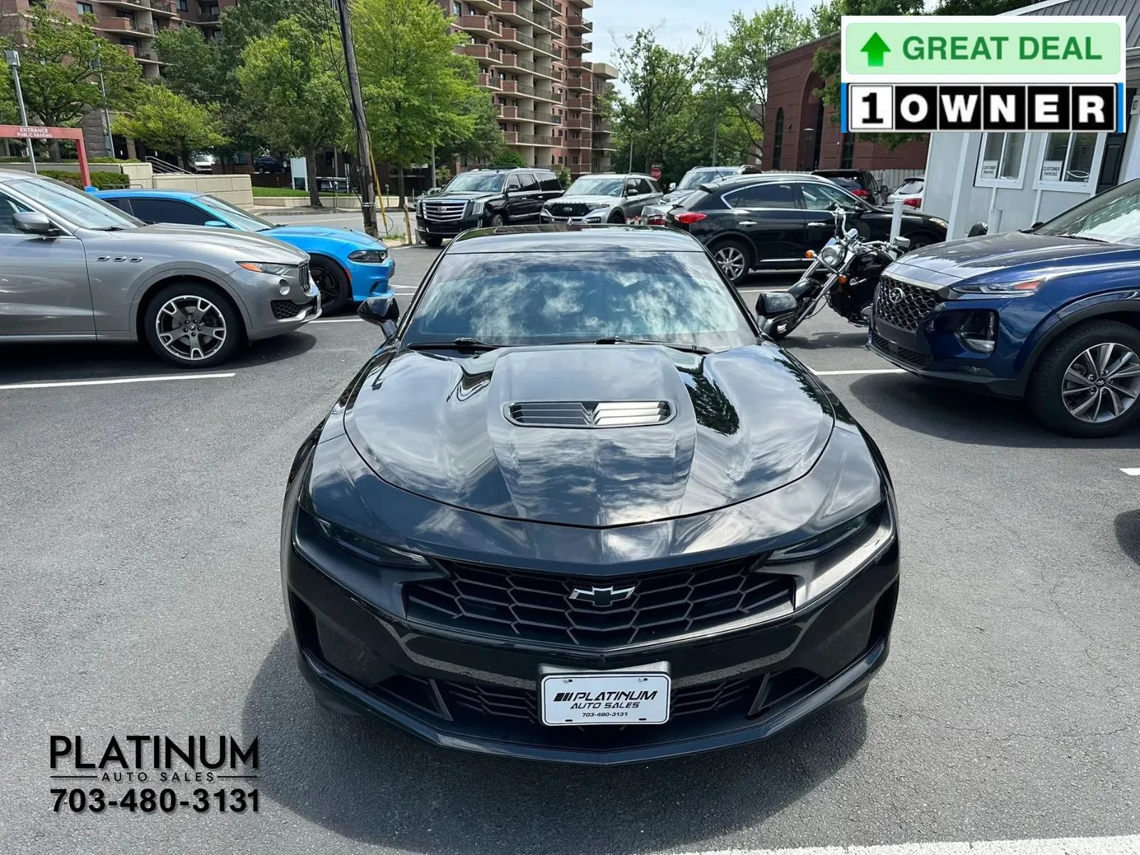 Used 2021 Chevrolet Camaro LT w/ Technology Package RWD image 4