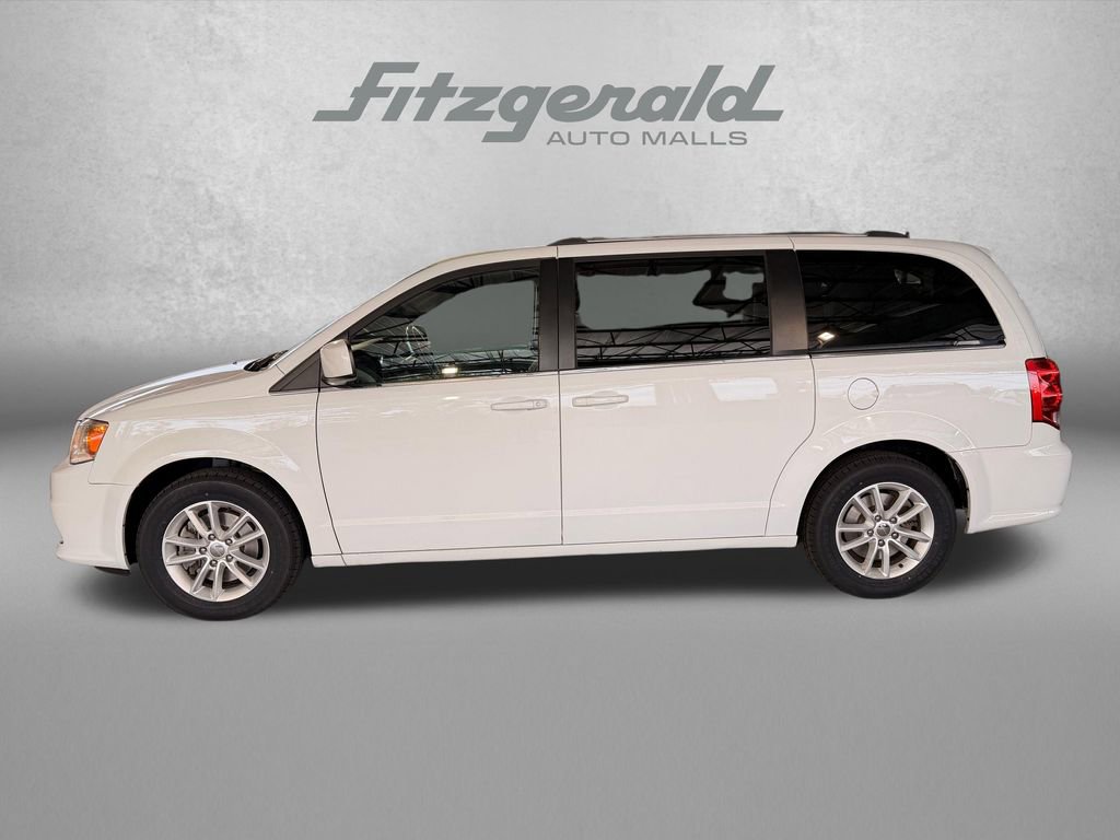 Used 2018 Dodge Grand Caravan SXT FWD image 3