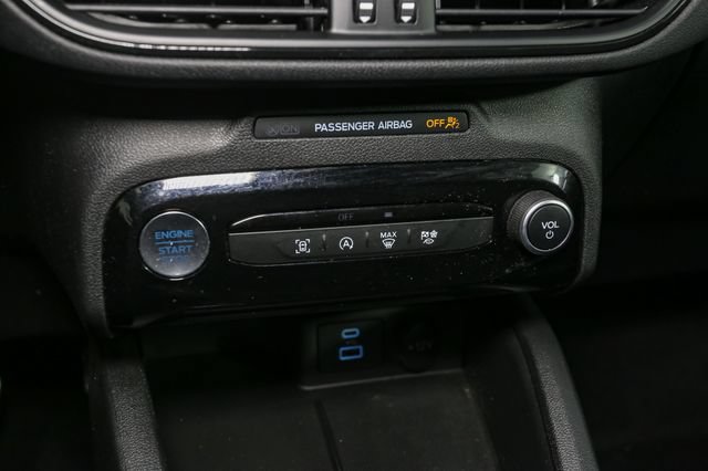 Used 2023 Ford Escape ST-Line w/ Tech Pack #1 AWD/4WD image 29