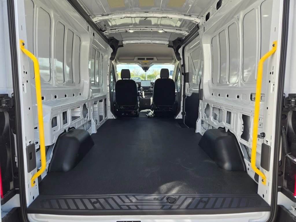 New 2026 Ford Transit 150 148 Medium Roof image 10