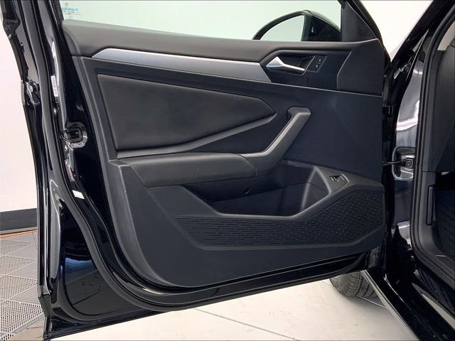 Used 2019 Volkswagen Jetta S w/ Driver Assistance Package image 26