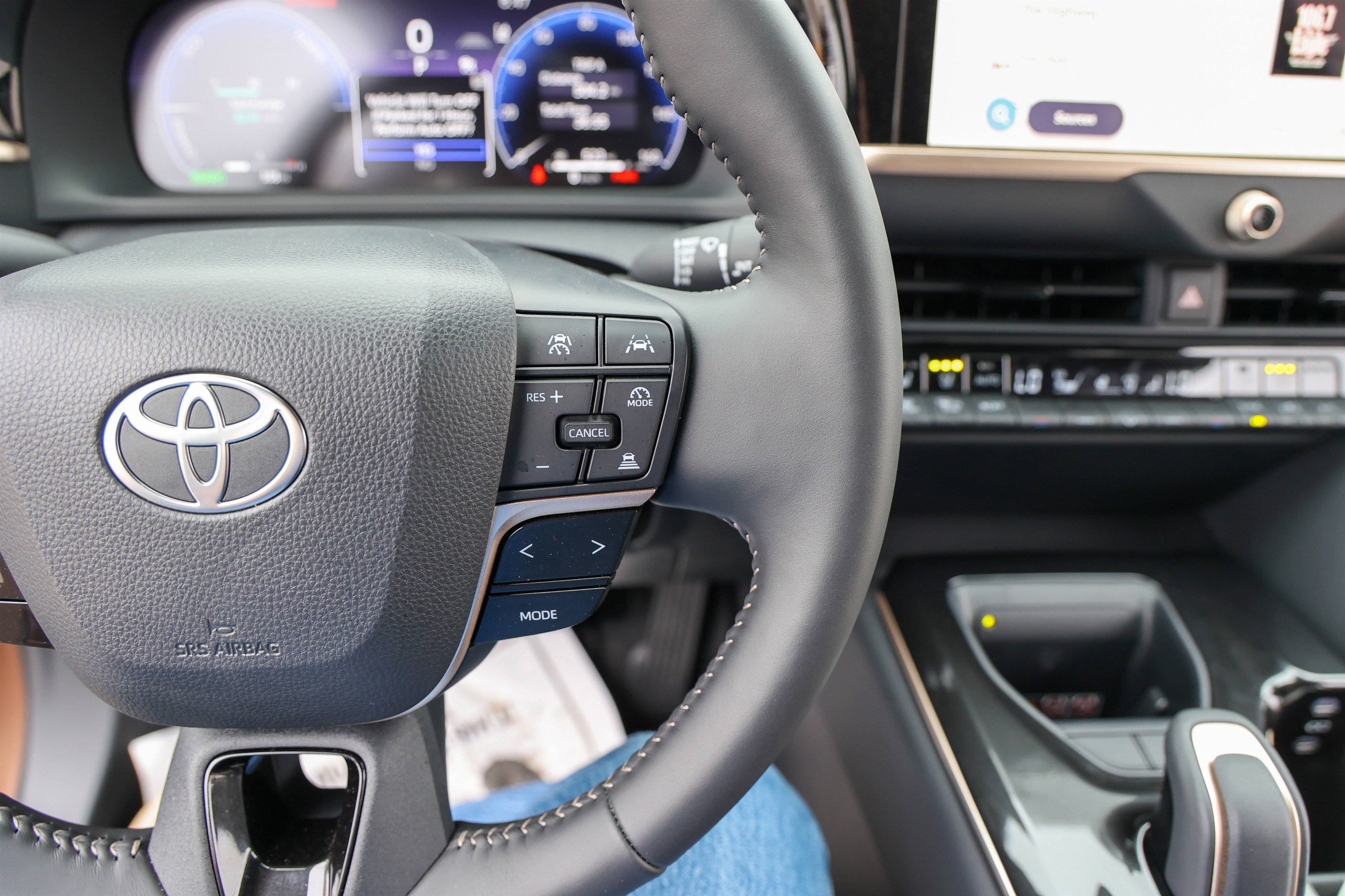 Certified 2026 Toyota Crown AWD/4WD image 19