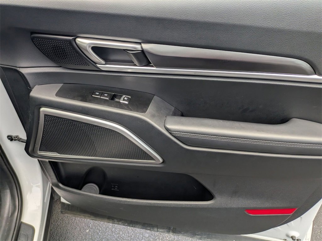 Used 2025 Kia Telluride S image 35