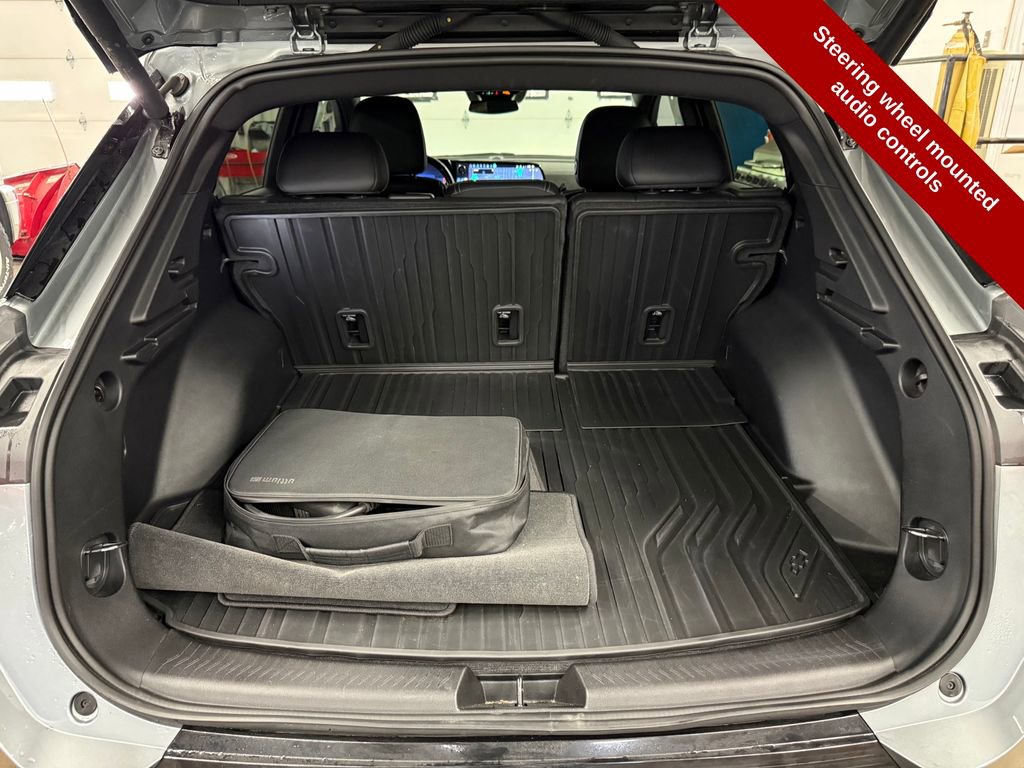 Used 2024 Chevrolet Equinox EV LT w/ LPO, All-Weather Mat Package image 40