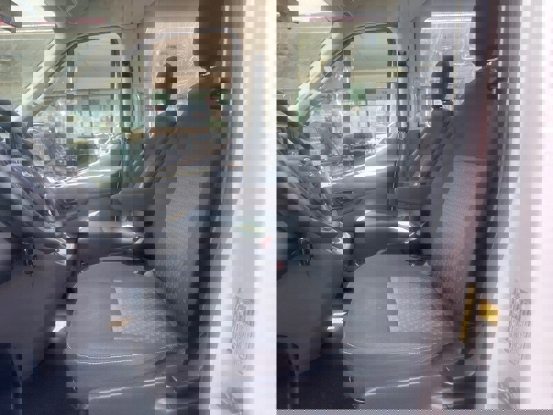 Used 2021 Ford Transit 350 XLT image 8