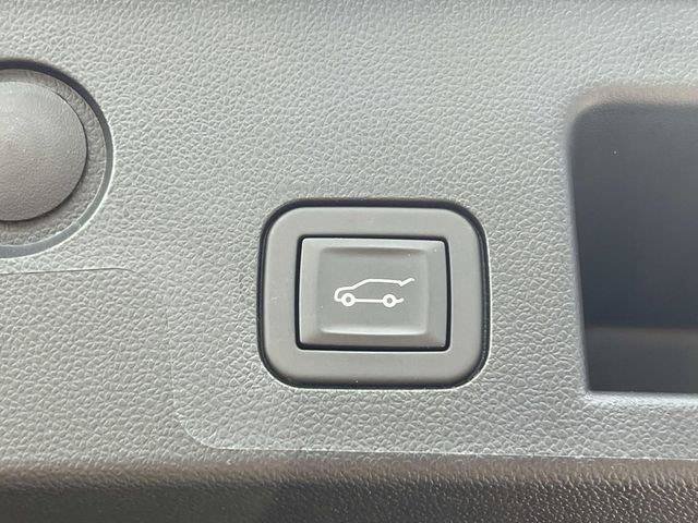 New 2026 GMC Terrain AT4 w/ Convenience Package III AWD/4WD image 17