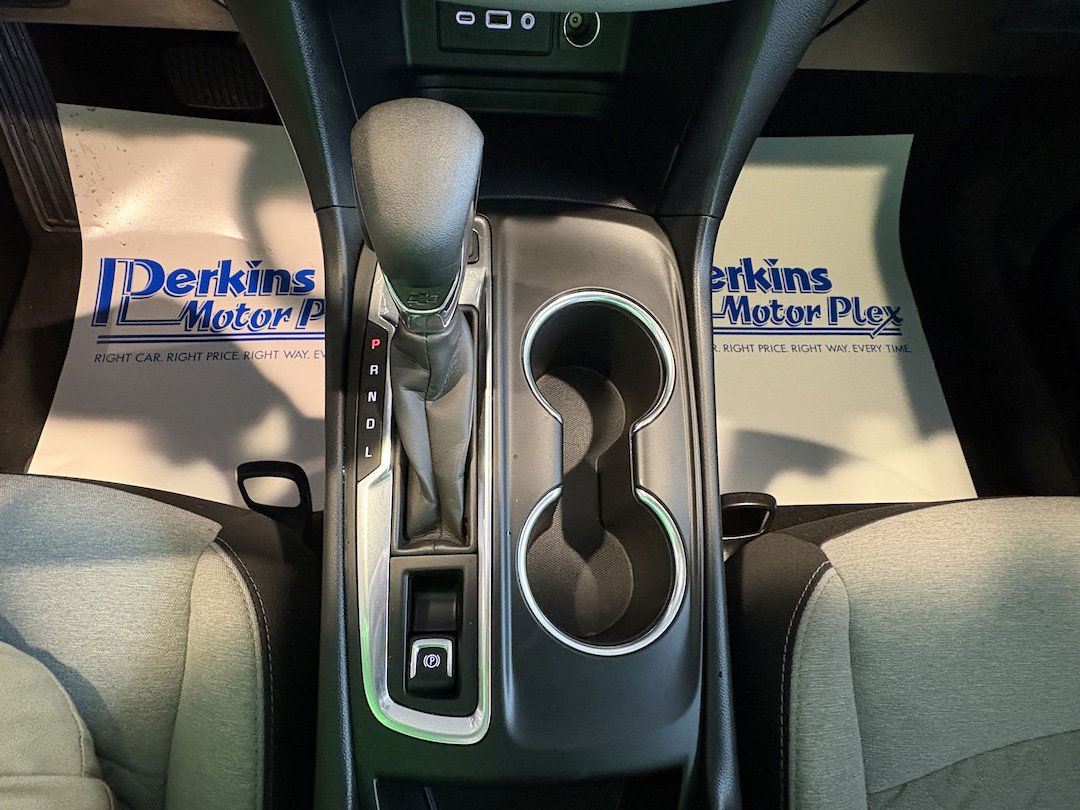 Used 2022 Chevrolet Equinox LS image 18