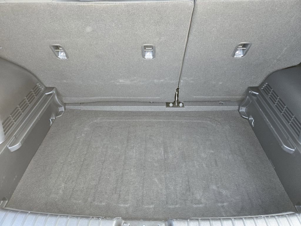 Certified 2025 Kia Soul LX FWD image 31