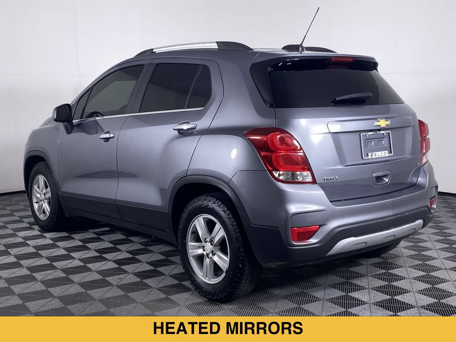 Certified 2020 Chevrolet Trax LT w/ LT Convenience Package FWD image 17