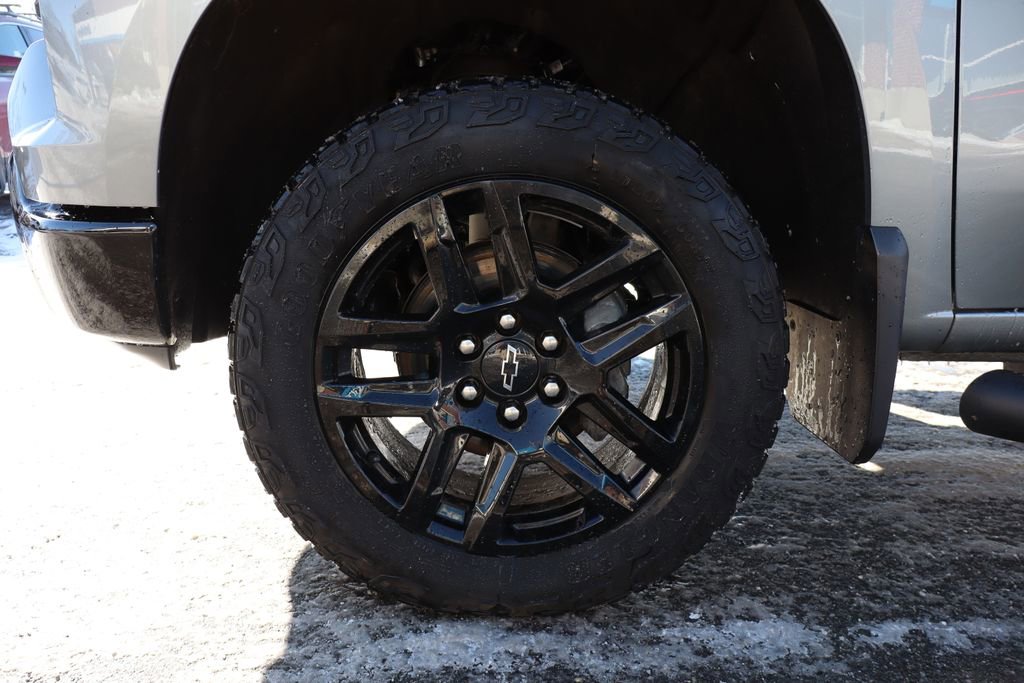 Used 2024 Chevrolet Silverado 1500 Custom Trail Boss w/ LPO, Dark Essentials Package image 27