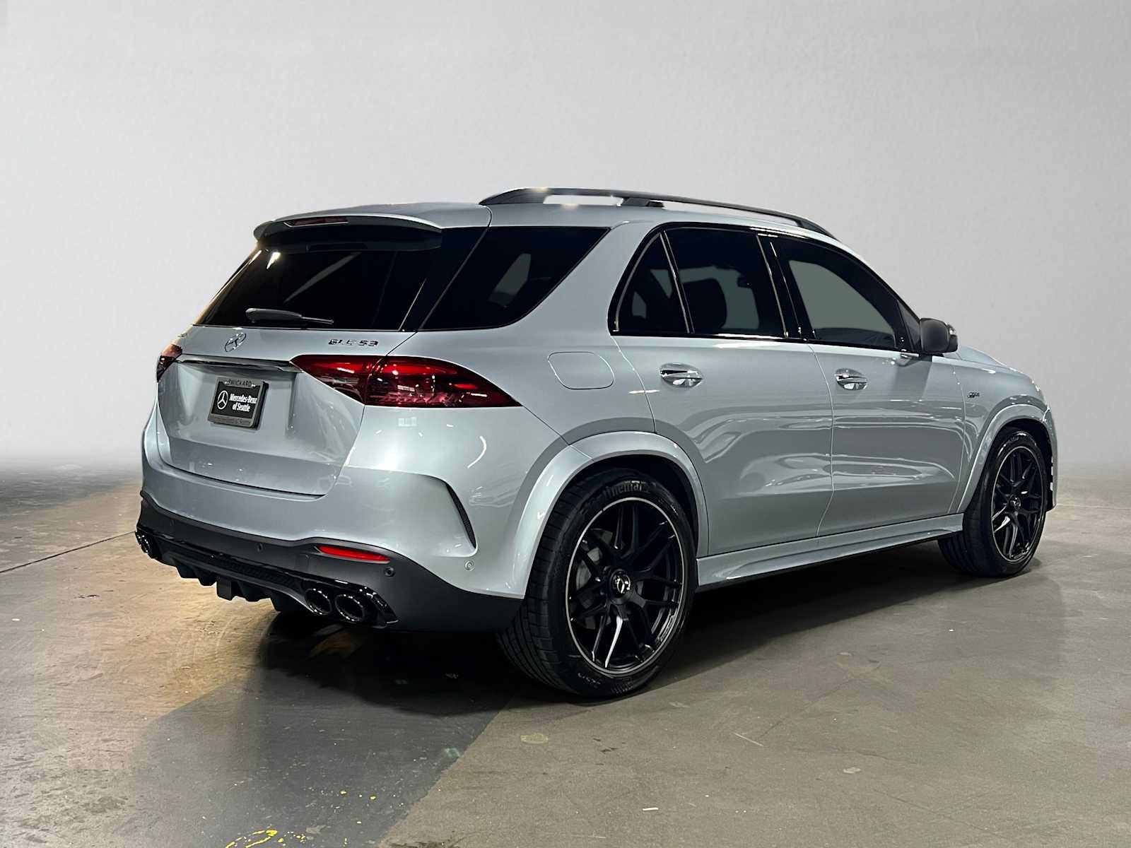 Used 2026 Mercedes-Benz GLE 53 AMG 4MATIC image 3