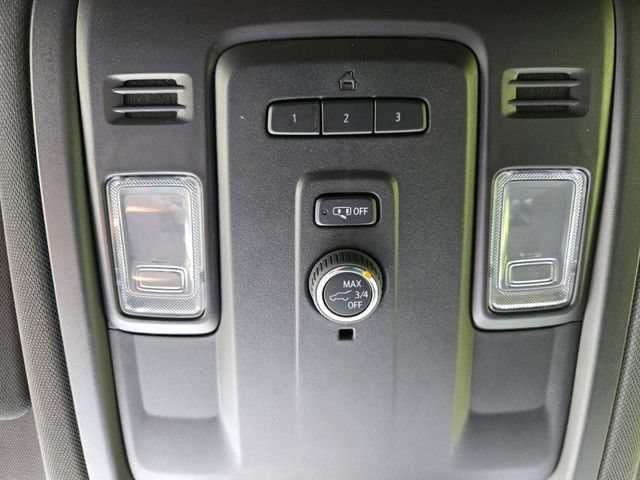 Used 2023 Chevrolet Tahoe RST w/ Sport Performance Package AWD/4WD image 31