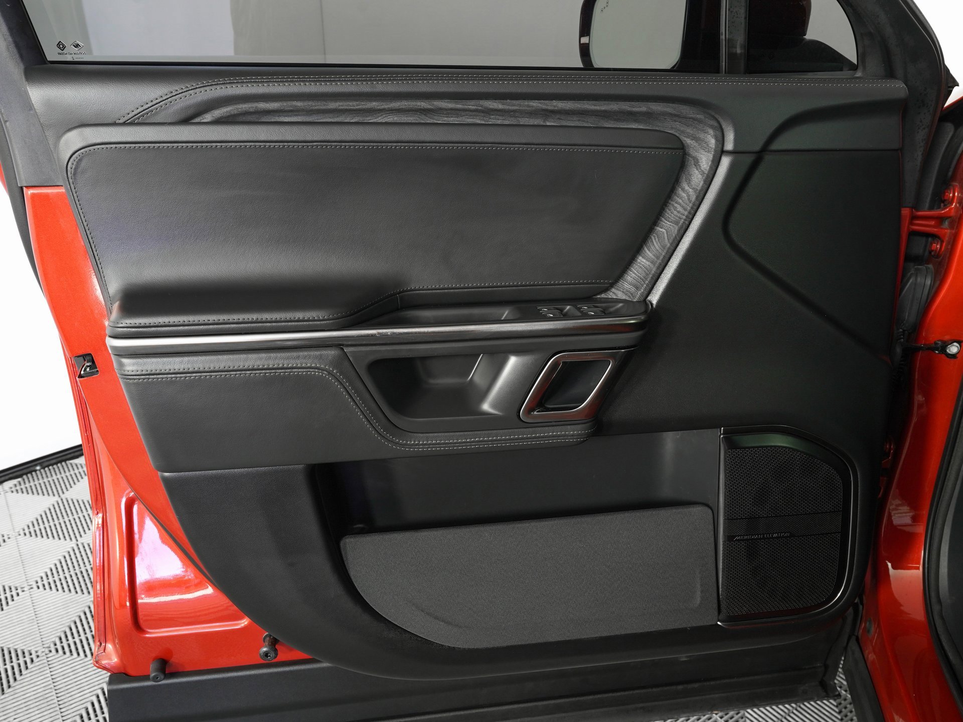 Used 2022 Rivian R1T Adventure image 15