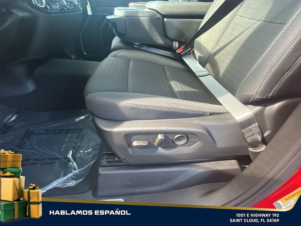 New 2026 GMC Sierra 1500 SLE image 15