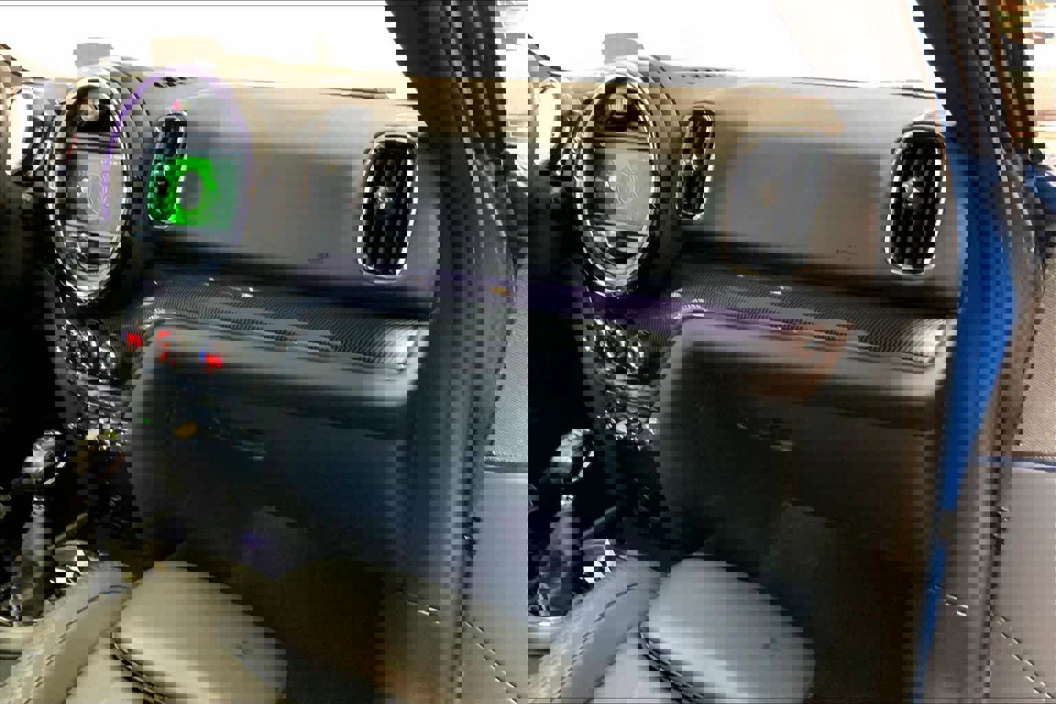 Used 2019 MINI Cooper Countryman SE w/ Driver Assistance Package image 18