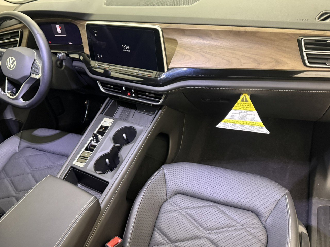 Used 2025 Volkswagen Atlas SE image 11