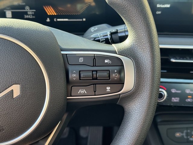 Used 2025 Kia K5 LXS image 26