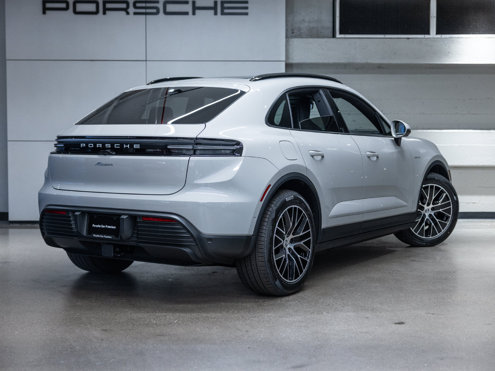 New 2026 Porsche Macan Electric RWD image 23