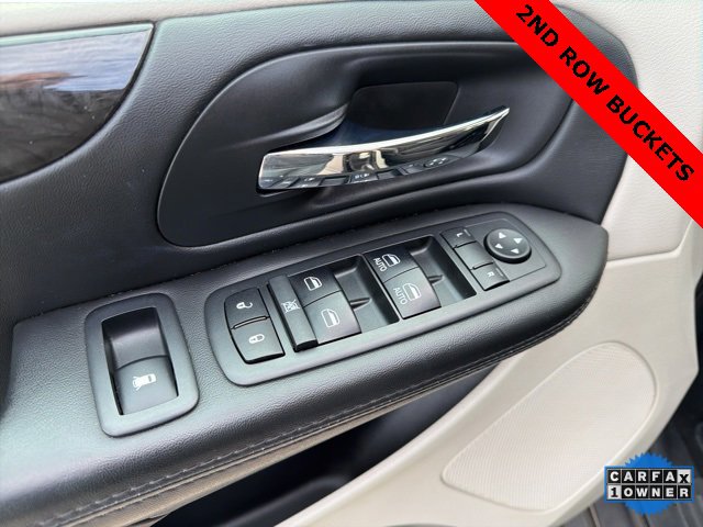 Used 2018 Dodge Grand Caravan SE w/ UConnect Hands-Free Group image 17
