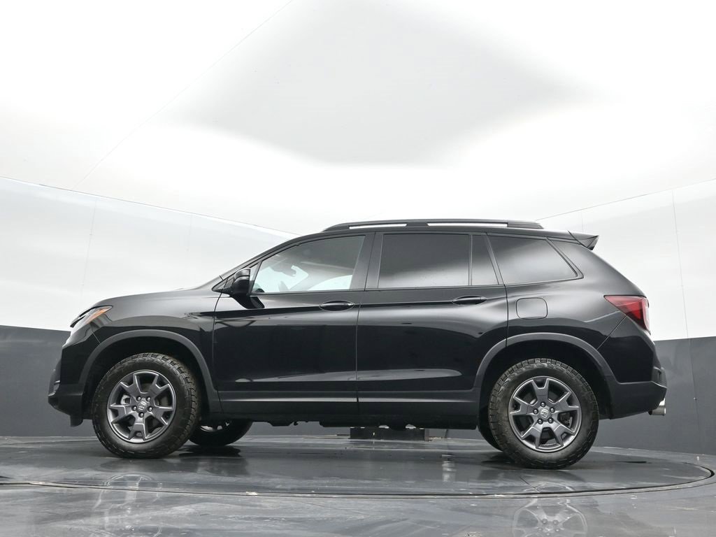 Used 2024 Honda Passport TrailSport image 14