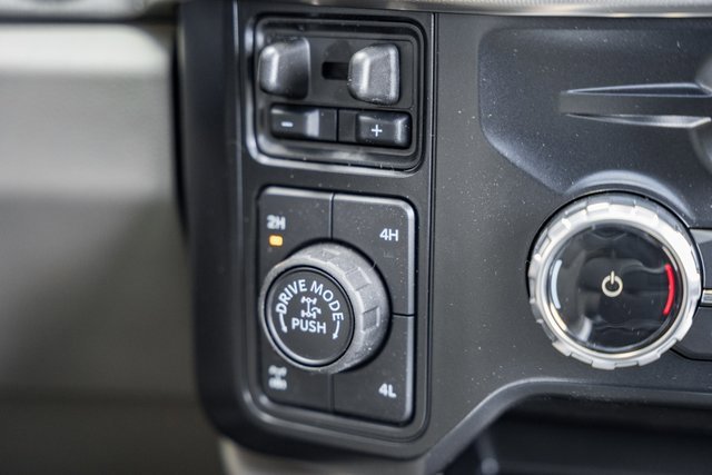 New 2026 Ford F350 4x4 Crew Cab Super Duty image 32