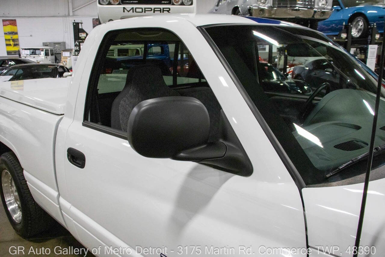 Used 1998 Dodge Ram 1500 Truck 2WD Regular Cab image 31