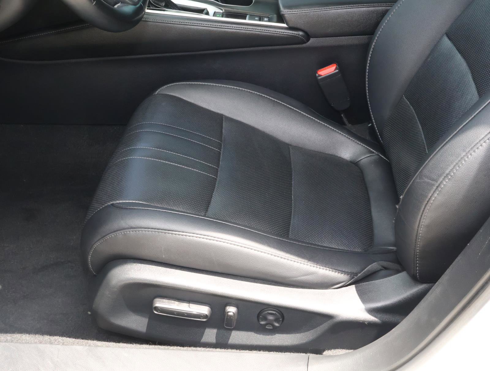 Used 2020 Honda Accord EX-L image 13