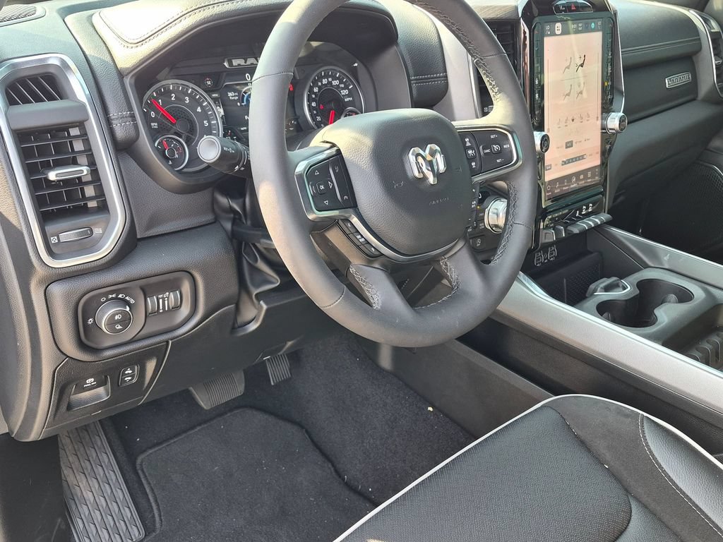 Used 2026 RAM 1500 Laramie w/ Laramie Preferred Package AWD/4WD image 10