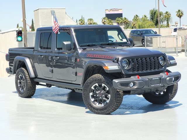 Used 2026 Jeep Gladiator Rubicon w/ Safety Group AWD/4WD image 2