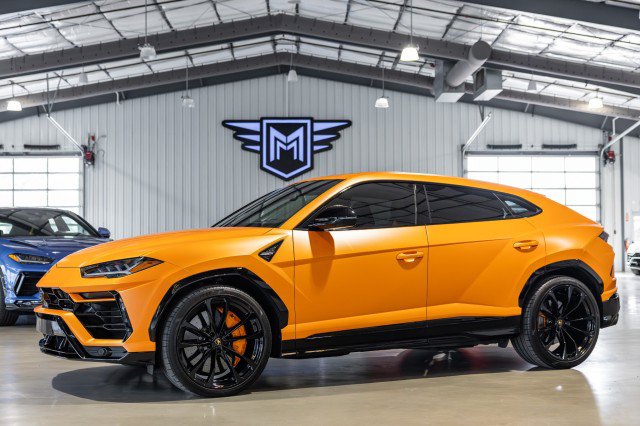Used 2022 Lamborghini Urus