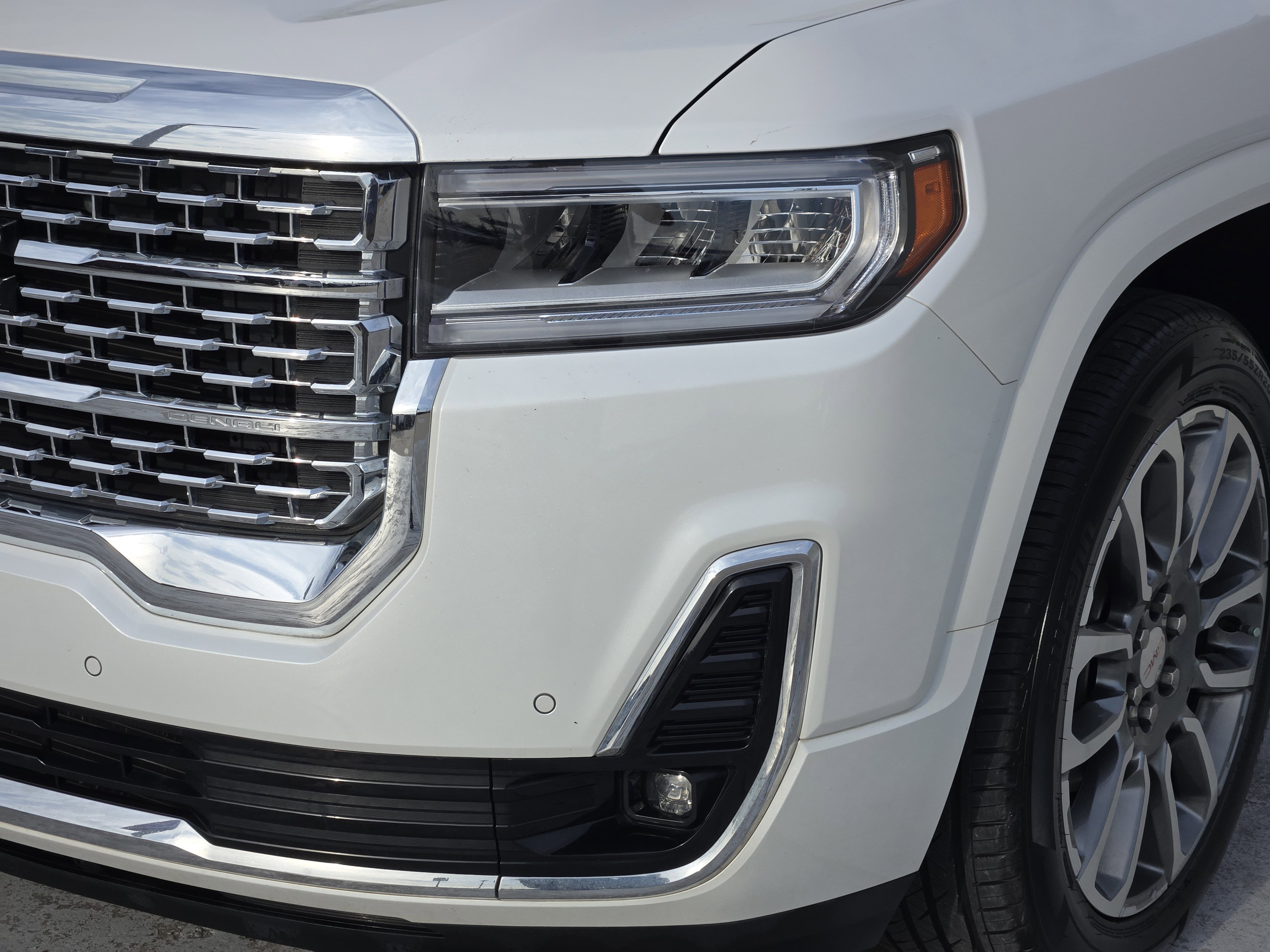 Used 2021 GMC Acadia Denali image 11