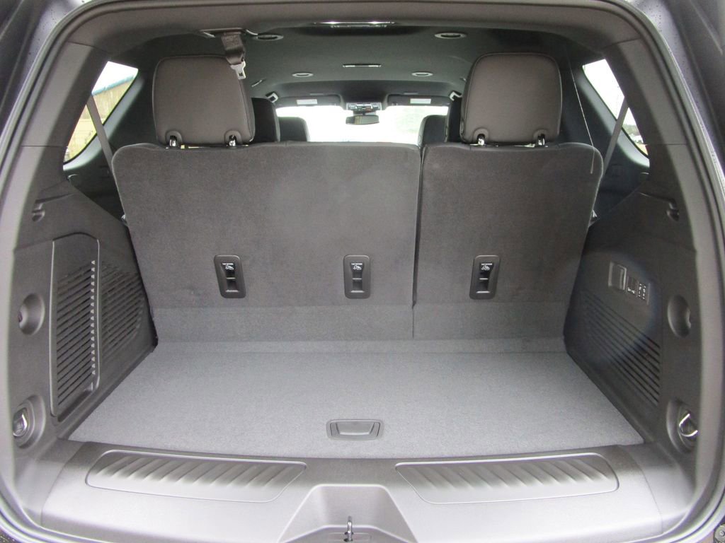 New 2026 GMC Yukon Elevation image 9