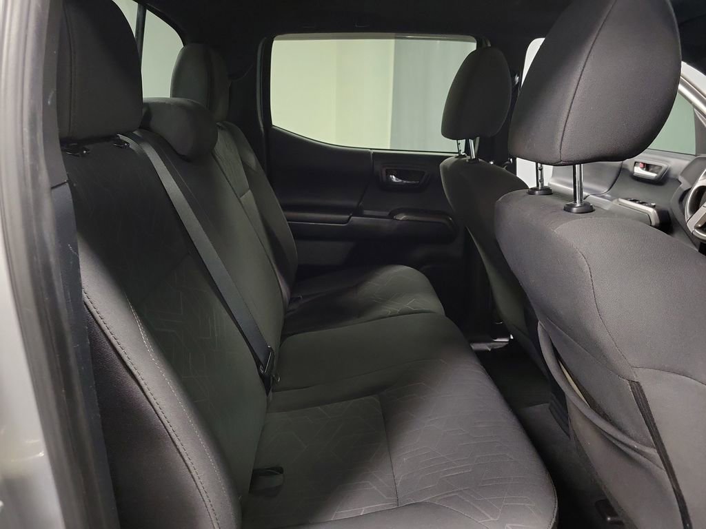 Used 2017 Toyota Tacoma TRD Off-Road w/ Premium & Technology Package image 21