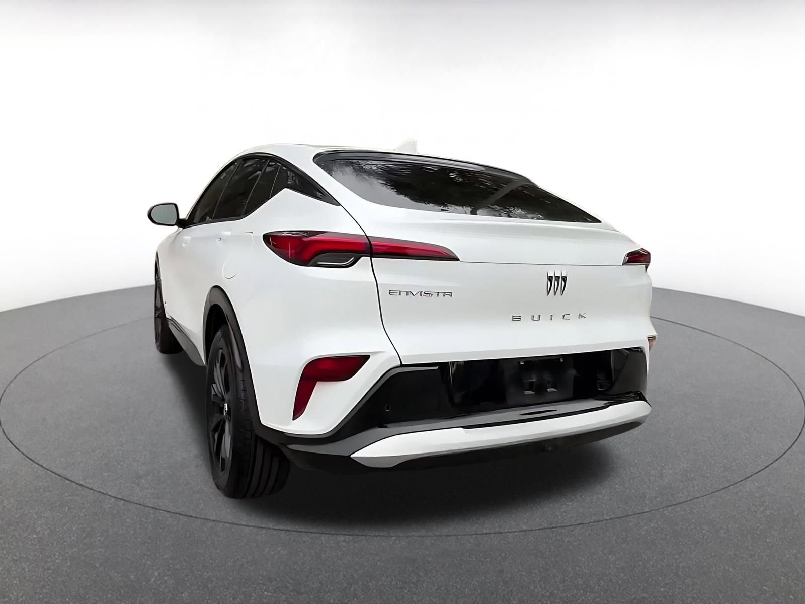 Used 2025 Buick Envista Sport Touring image 11