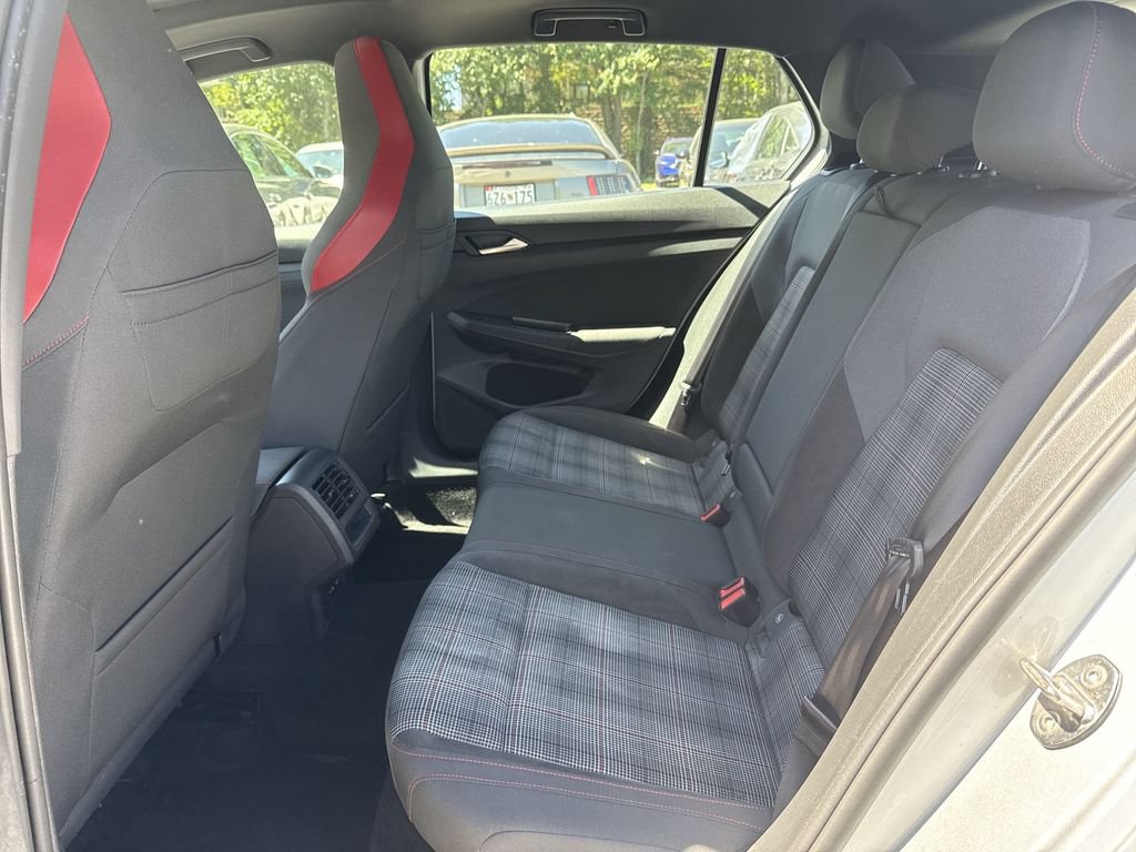 Used 2022 Volkswagen GTI SE FWD image 25