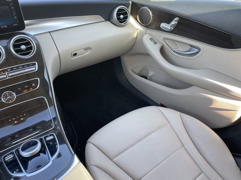 Used 2019 Mercedes-Benz C 300 Sedan image 14