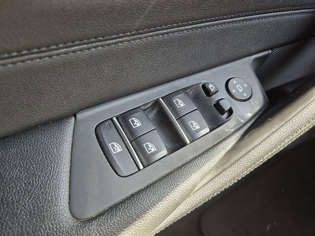 Used 2018 BMW 530e image 30