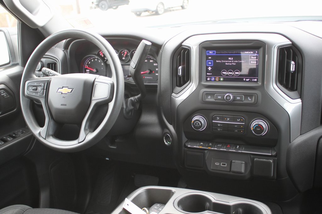 Used 2022 Chevrolet Silverado 1500 Custom image 9
