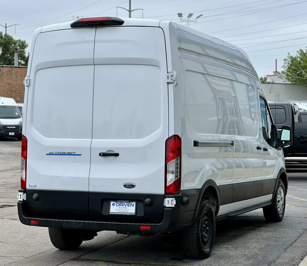 Used 2023 Ford E-Transit 148 High Roof w/ Load Area Protection Package RWD image 5