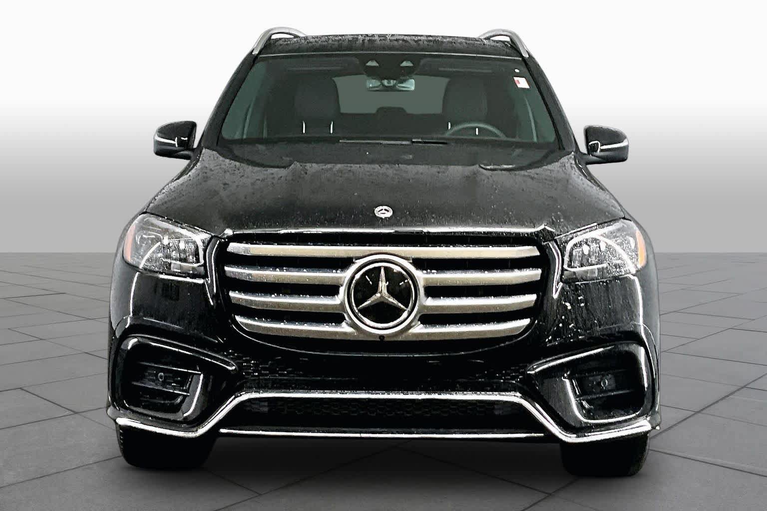 New 2026 Mercedes-Benz GLS 450 4MATIC image 3