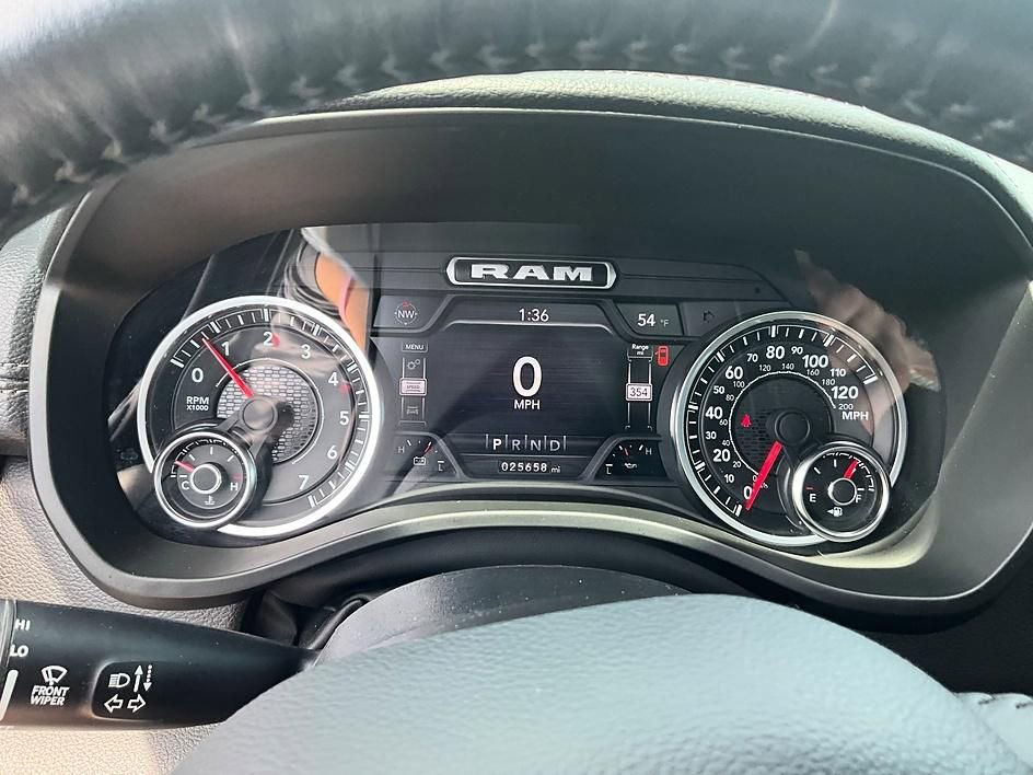 Used 2023 RAM 1500 Laramie AWD/4WD image 18