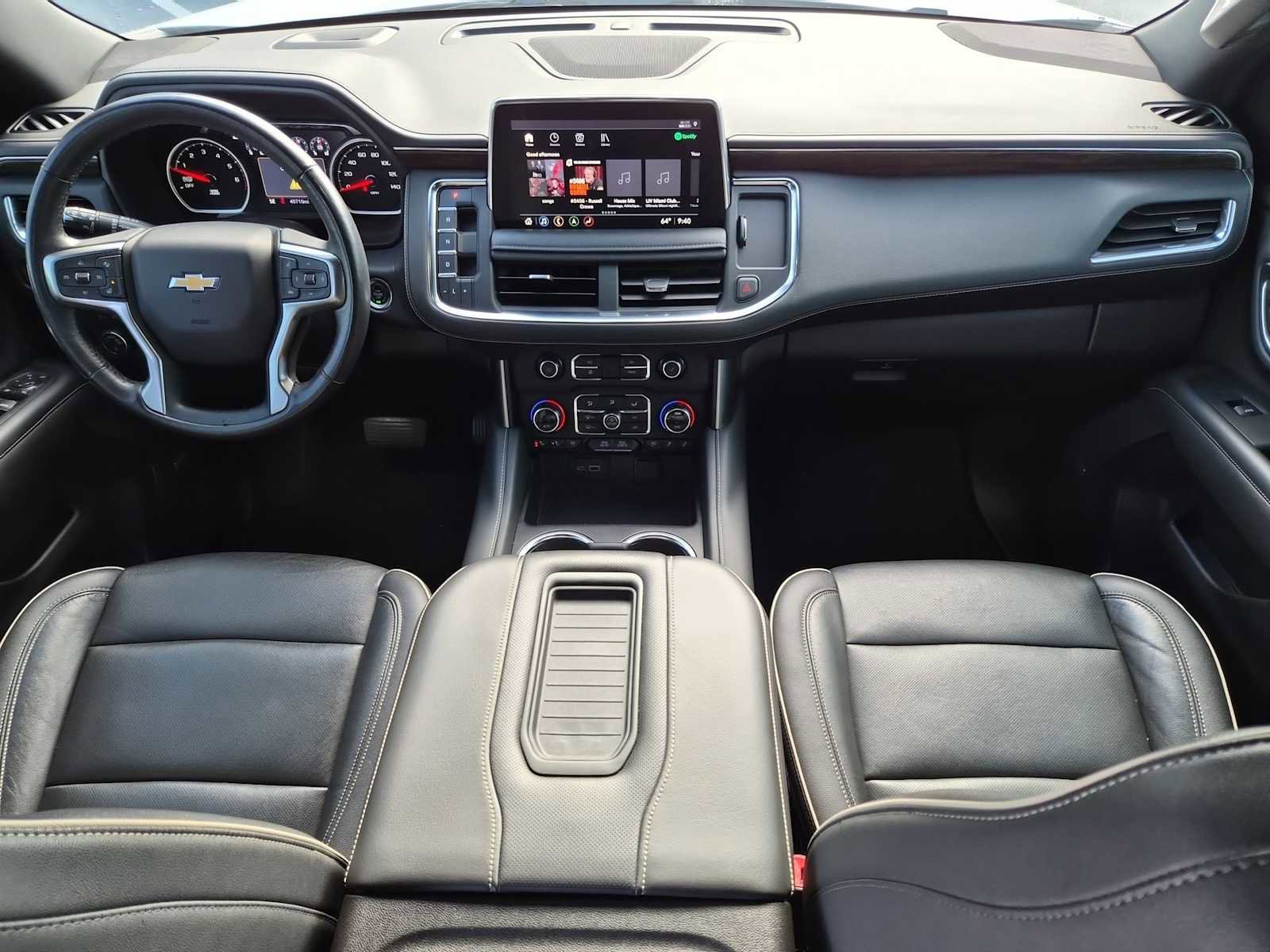 Used 2021 Chevrolet Suburban Premier image 14