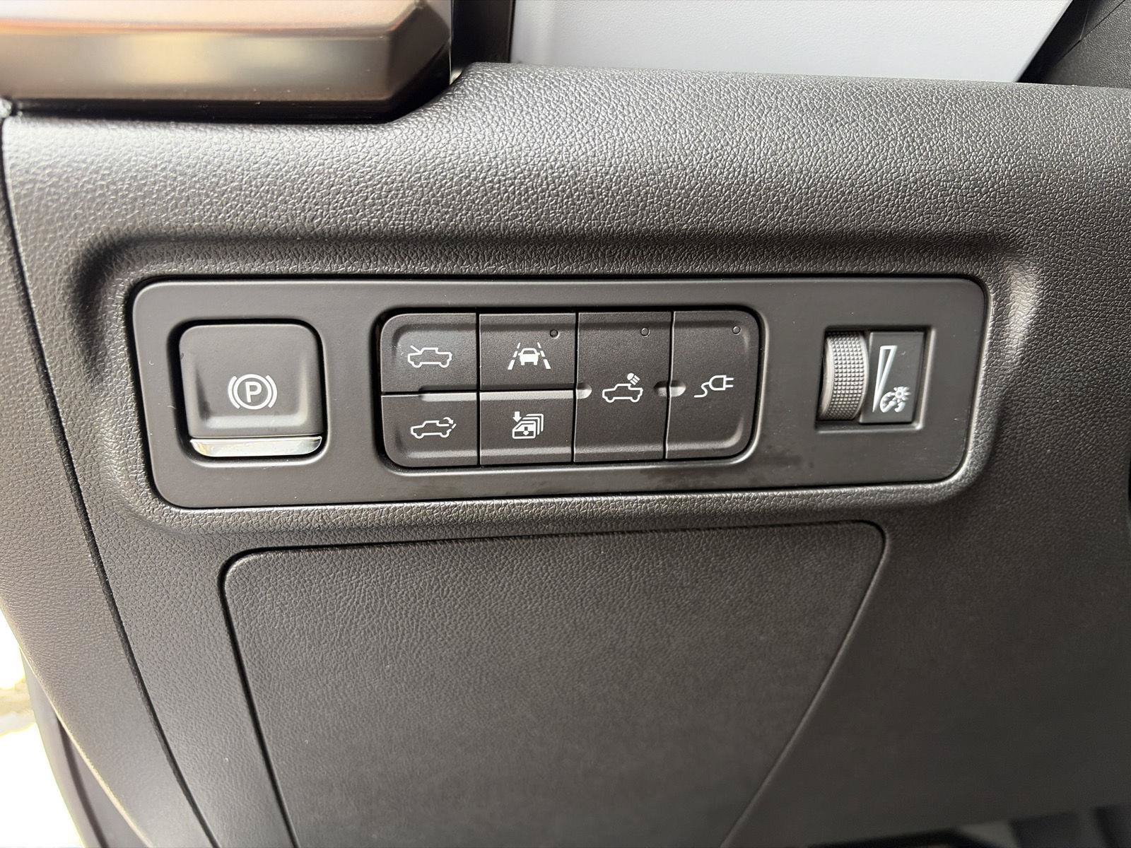 Used 2025 GMC Hummer EV 3X AWD/4WD image 23