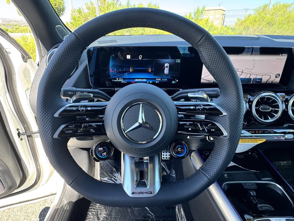Used 2025 Mercedes-Benz GLA 35 AMG 4MATIC image 24
