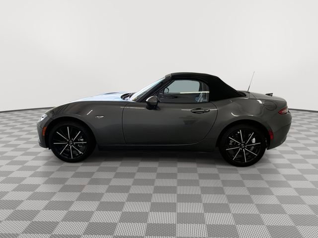 Certified 2025 MAZDA MX-5 Miata Grand Touring RWD image 6