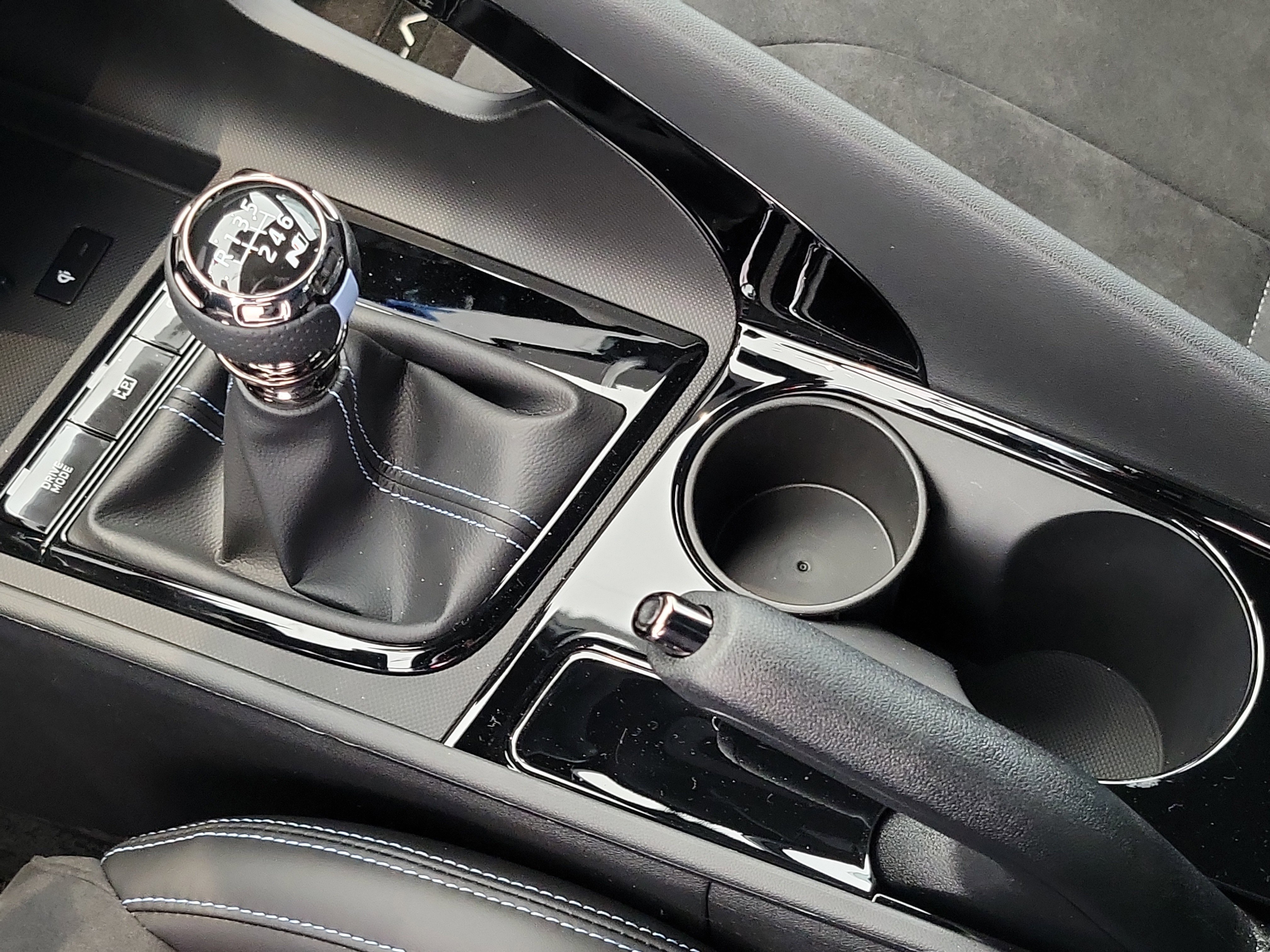 New 2026 Hyundai Elantra N FWD image 13