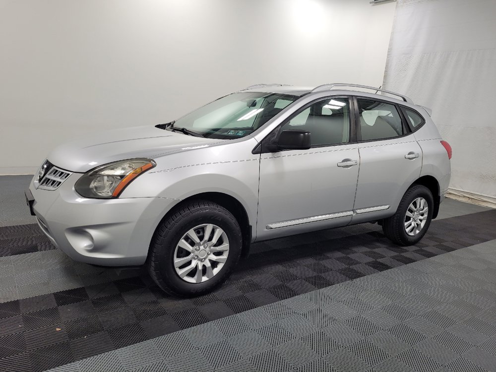 Used 2015 Nissan Rogue S w/ Convenience Package AWD/4WD image 2